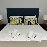 Painel De דירה *